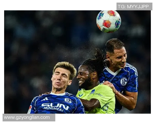 沙尔克04客场失利，德甲排名下滑局势堪忧