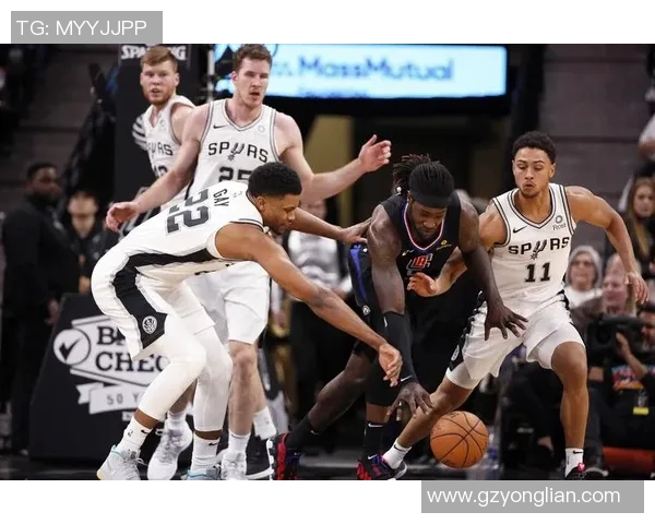 快船与马刺2018年12月14日精彩对决录像回顾与赛后分析 快船与马刺2018年12月14日精彩对决录像回顾与赛后分析