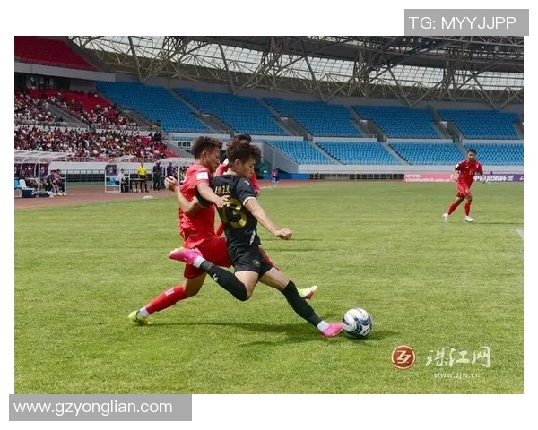 曲靖足球比赛最新动态直播报道及精彩瞬间回顾